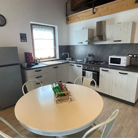 Casa Dei Pazzi Montanari Da Cristina Apartment *