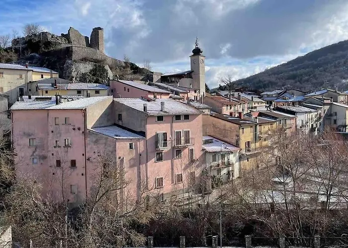 Casa Dei Pazzi Montanari Da Cristina Apartman Alfedena